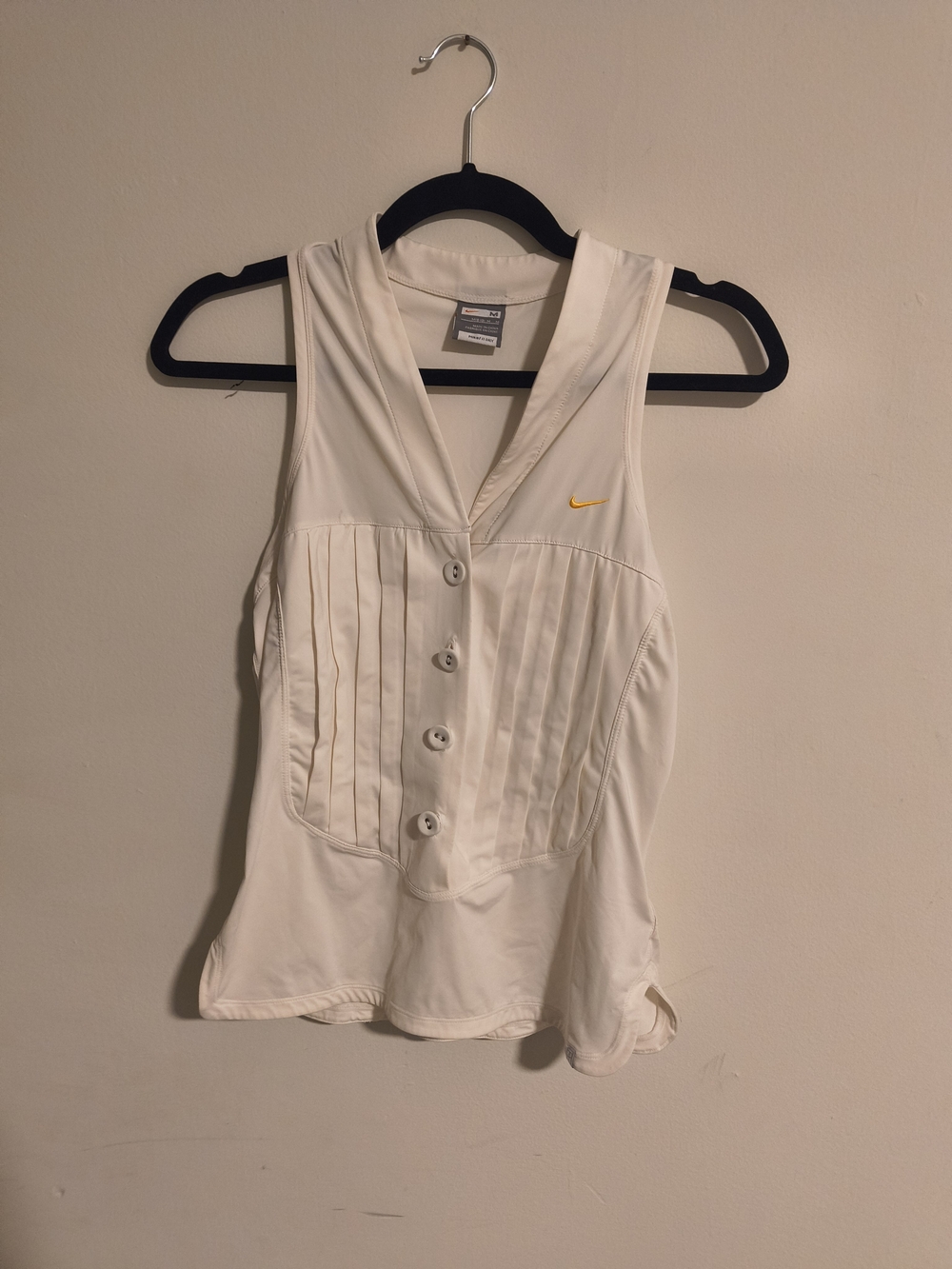 Nike Women’s Tennis Tuxedo White Sleeveless Pleated Button Tank with Gold Swoosh